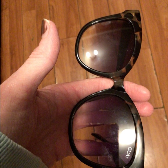 NEW! RARE quay it’s my way two tone sunglasses - Picture 7 of 8